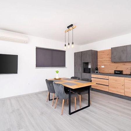 Apartments Grubisic - Sibenik - Parking Included Esterno foto