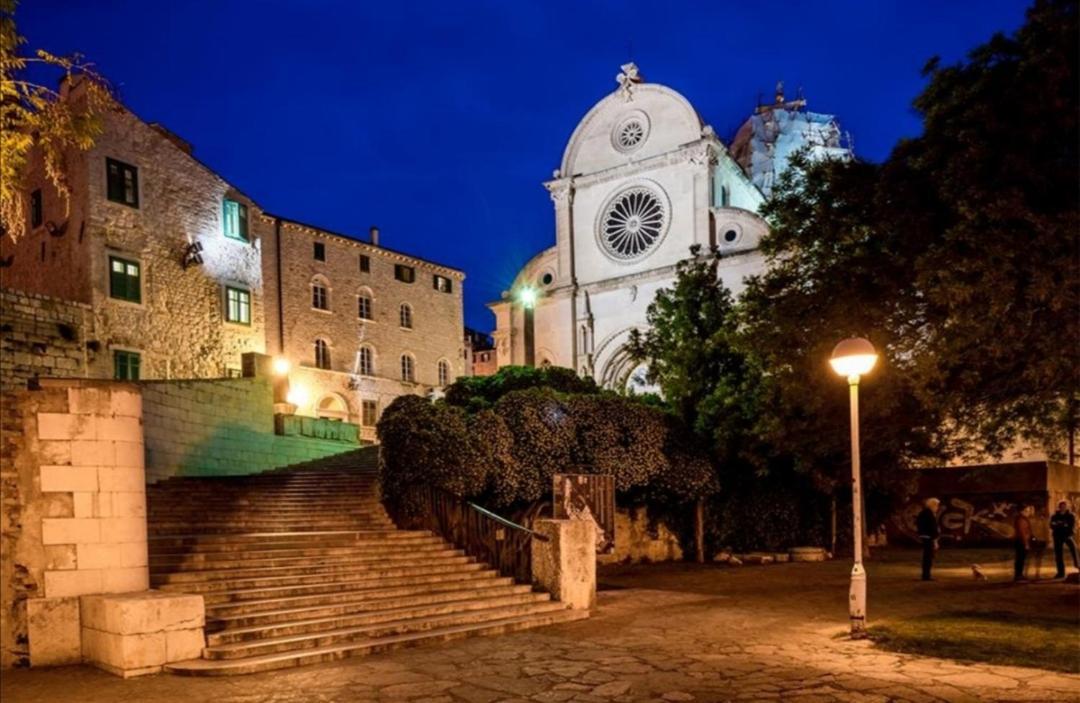 Apartments Grubisic - Sibenik - Parking Included Esterno foto